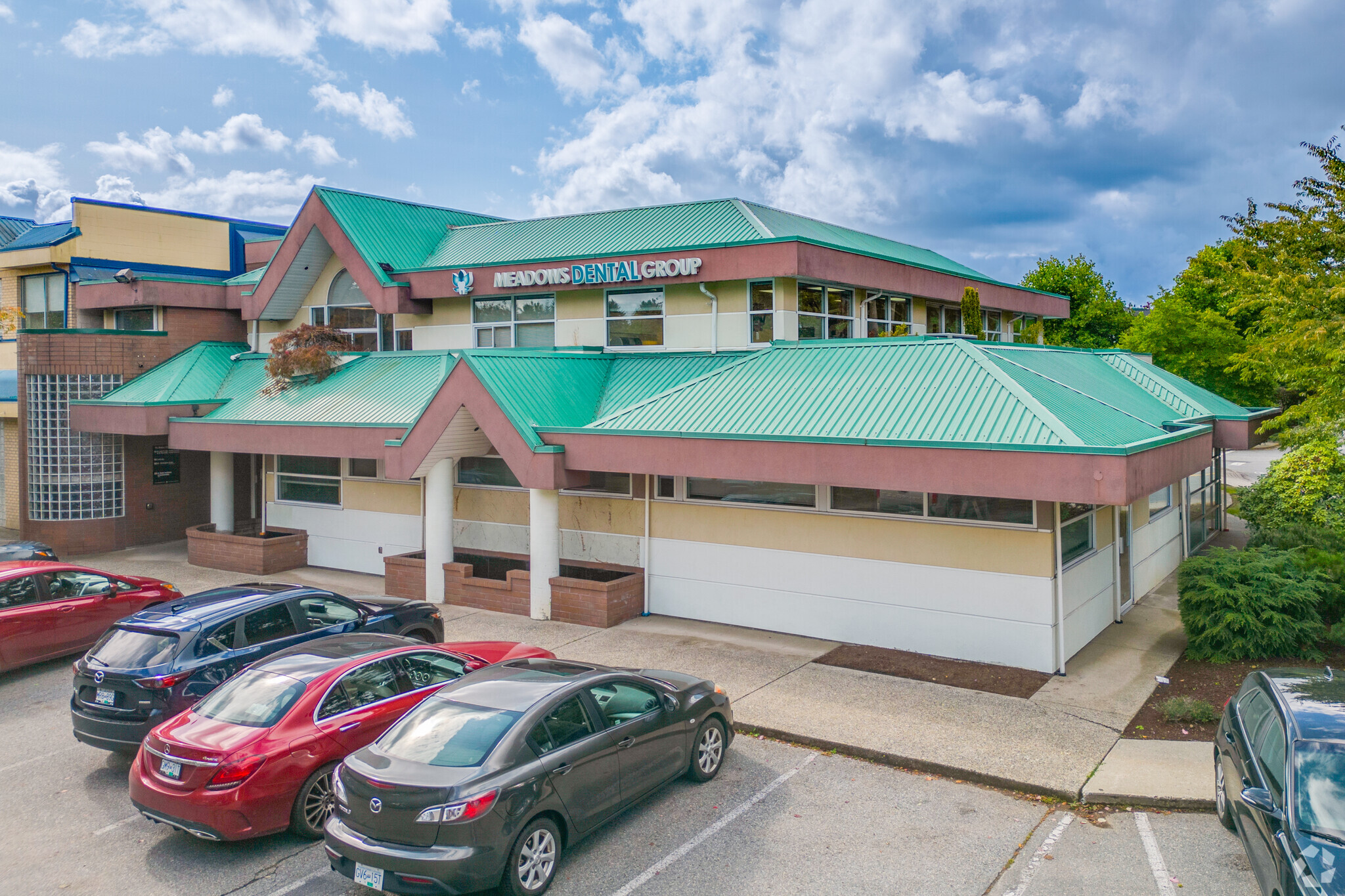 12195 Harris Rd, Pitt Meadows, BC for sale Primary Photo- Image 1 of 1