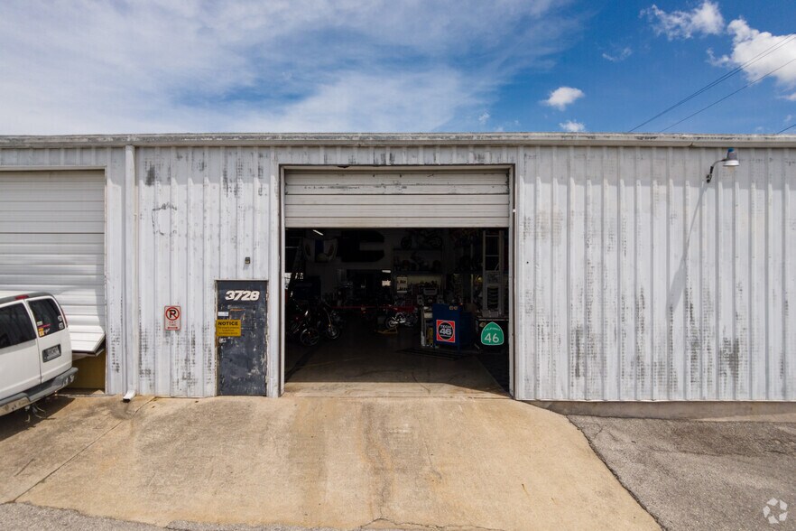 3728 Airport Hwy, Birmingham, AL for sale - Building Photo - Image 3 of 22