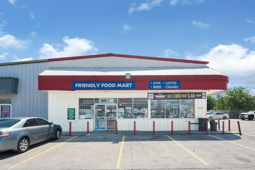 4255 S Kirkwood Rd, Houston, TX for sale - Building Photo - Image 1 of 34