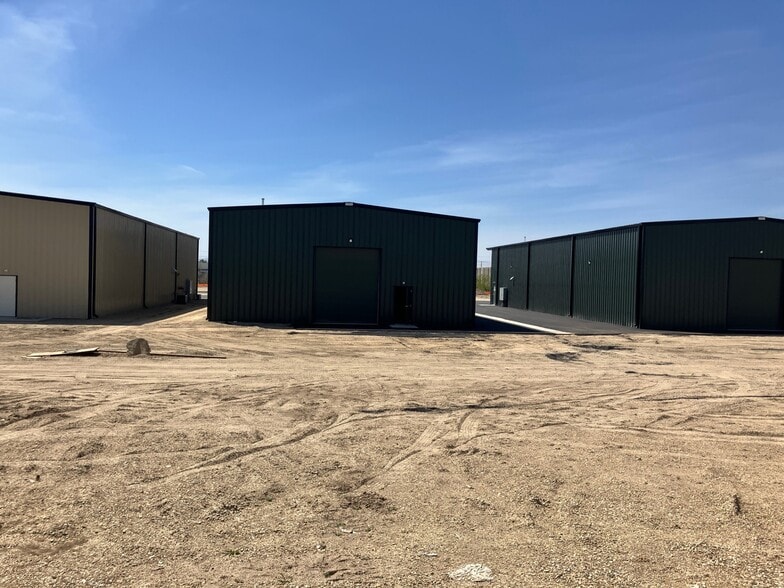 3270 N Black Butte Ct, Nampa, ID for lease - Building Photo - Image 3 of 6
