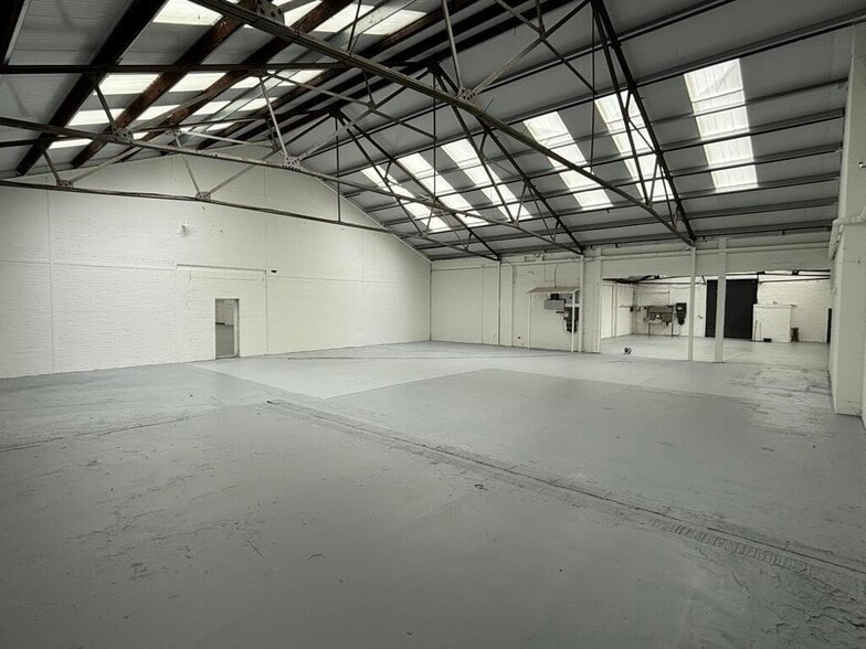 Abercromby Ave, High Wycombe for lease - Building Photo - Image 2 of 11