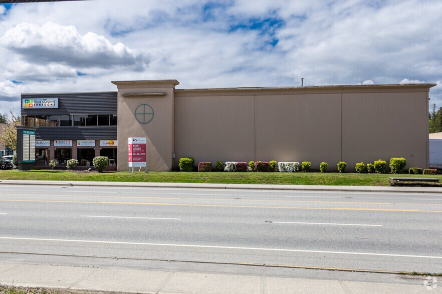 1585 Broadway St, Port Coquitlam, BC à louer - Photo du bâtiment - Image 2 de 14