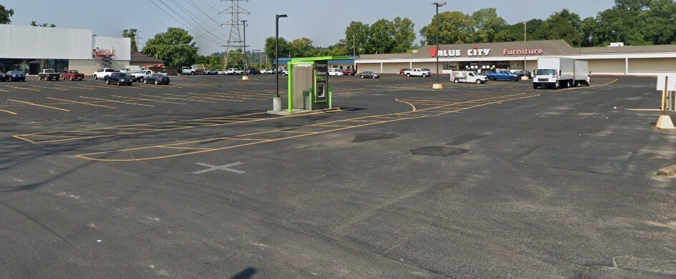 500 Lakeview Ctr, Parkersburg, WV à louer - Photo principale - Image 1 de 2