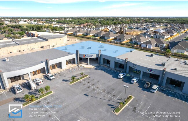 Plus de détails pour 901 Travis St, Mission, TX - Commerce de détail à vendre