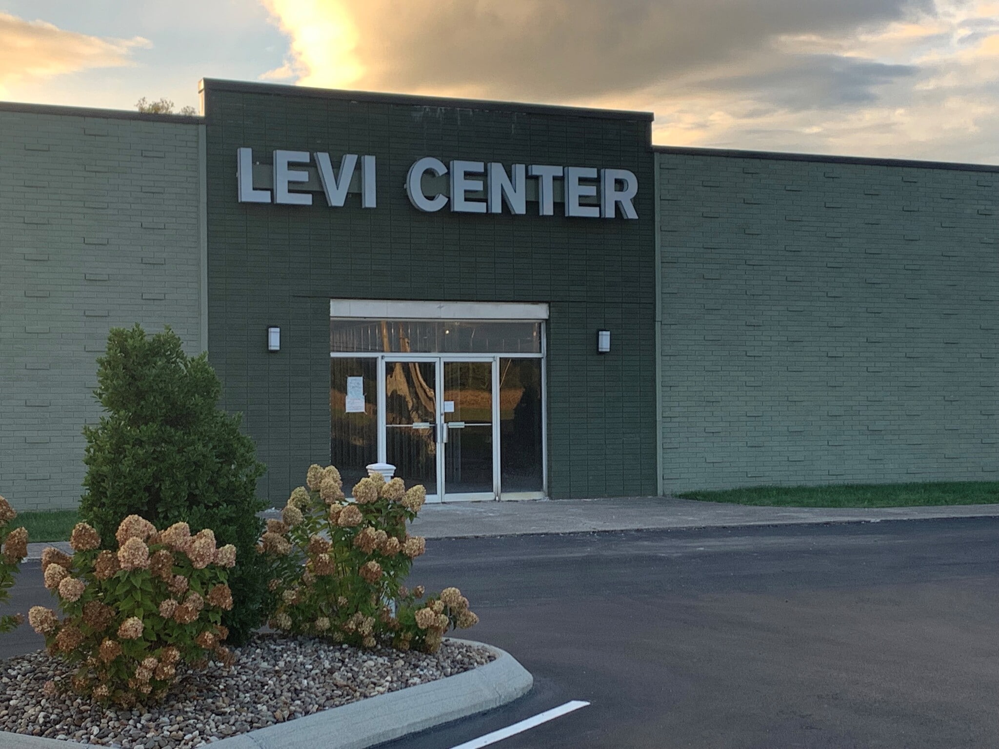 934 S Laurel Rd, London, KY for lease Building Photo- Image 1 of 7