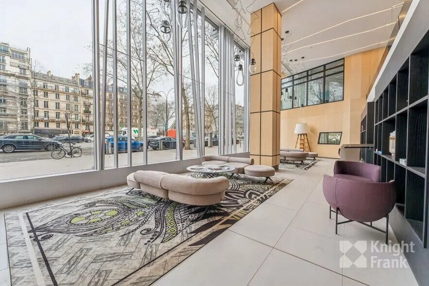 83-85 Avenue De La Grande Armée, Paris for lease - Lobby - Image 2 of 9
