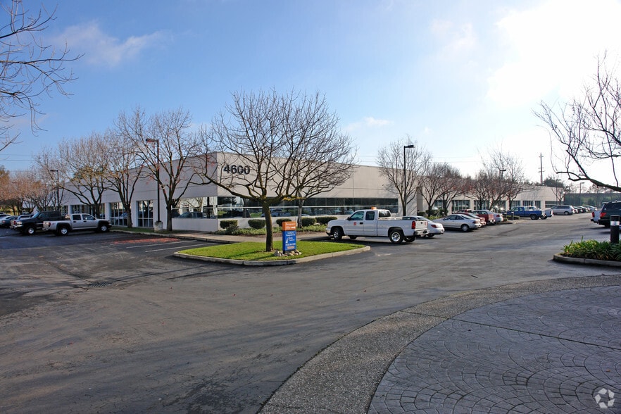 4600 Northgate Blvd, Sacramento, CA for lease - Building Photo - Image 2 of 14