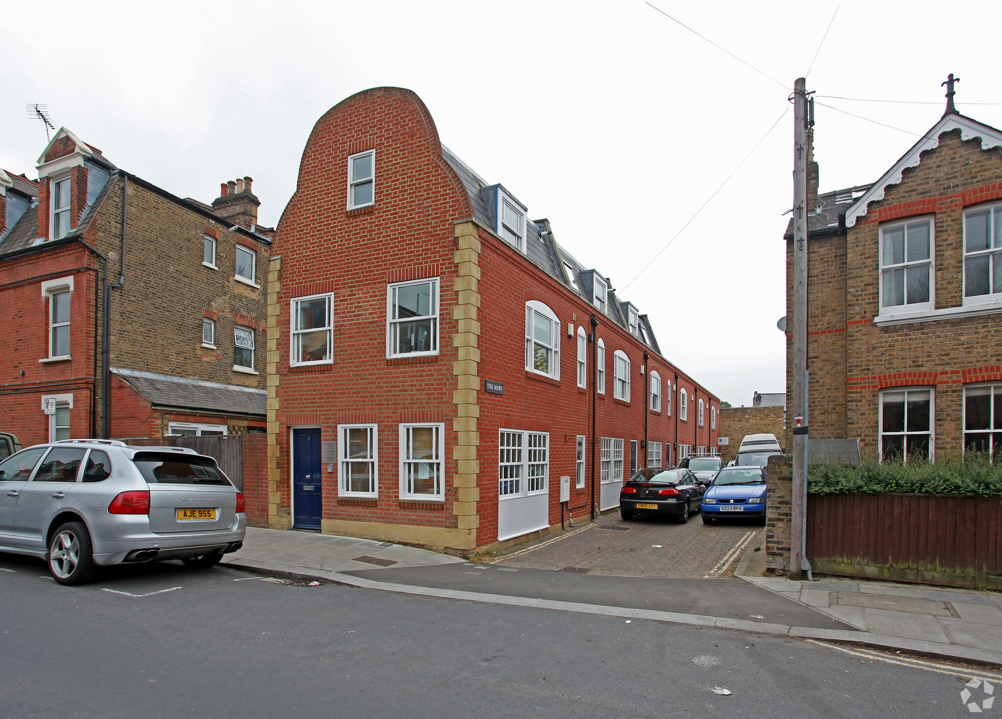 Bridge Rd, Twickenham for lease Building Photo- Image 1 of 3