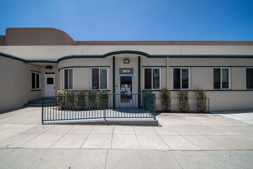 4205-4241 Market St, Riverside, CA à louer - Photo du bâtiment - Image 2 de 5