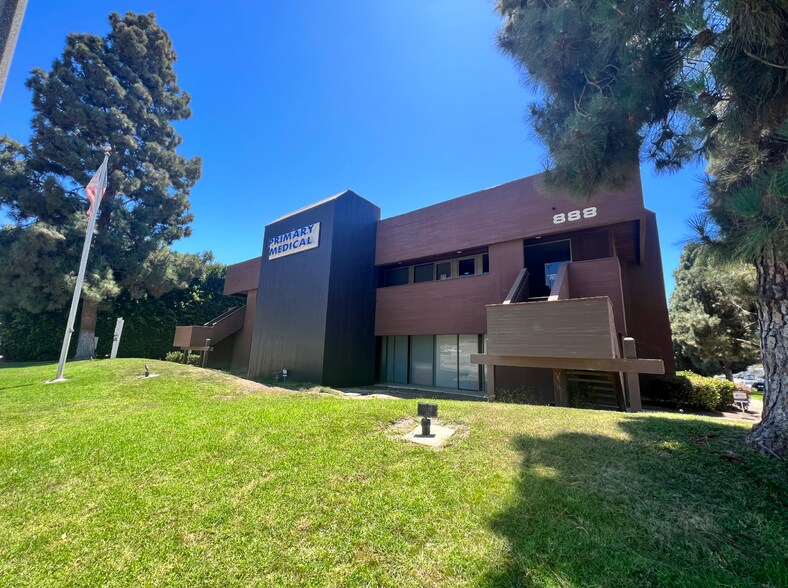 888 W Ventura Blvd, Camarillo, CA à vendre - Photo du bâtiment - Image 3 de 11