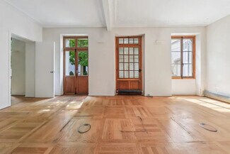 Plus de détails pour 11 Rue Chateaubriand, Paris - Multi-résidentiel à vendre
