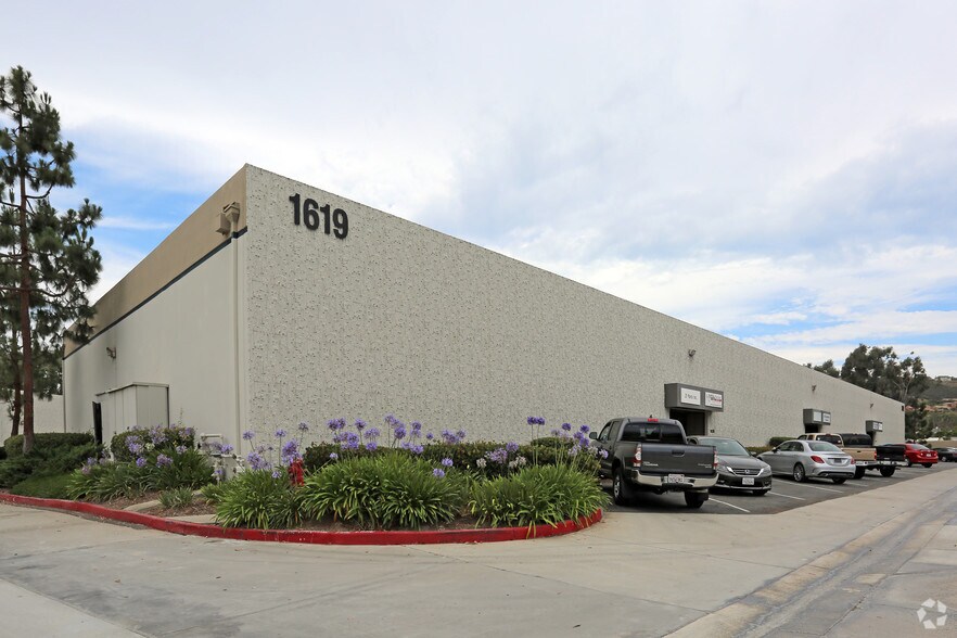 1619 S Rancho Santa Fe Rd, San Marcos, CA à vendre - Photo principale - Image 1 de 5