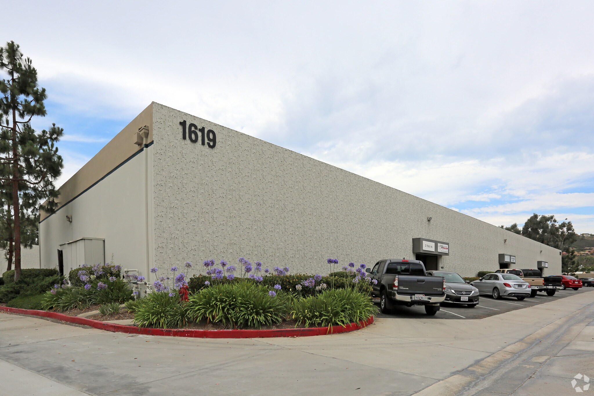 1619 S Rancho Santa Fe Rd, San Marcos, CA à vendre Photo principale- Image 1 de 6