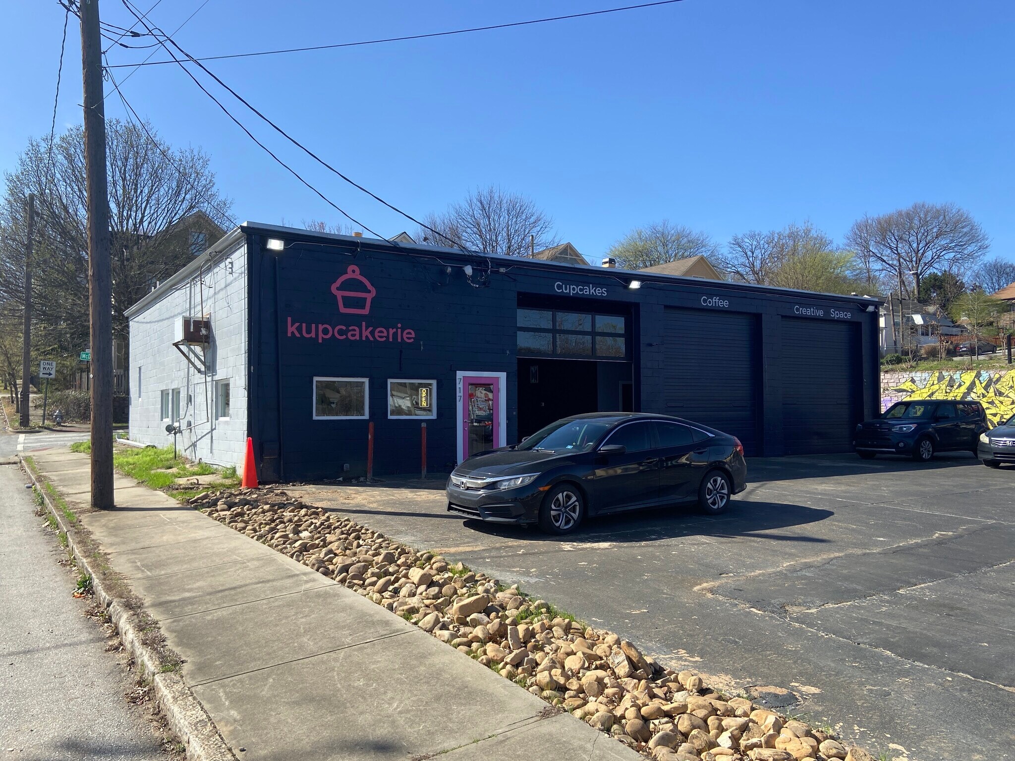 709 Memorial Dr SE, Atlanta, GA for lease Building Photo- Image 1 of 2