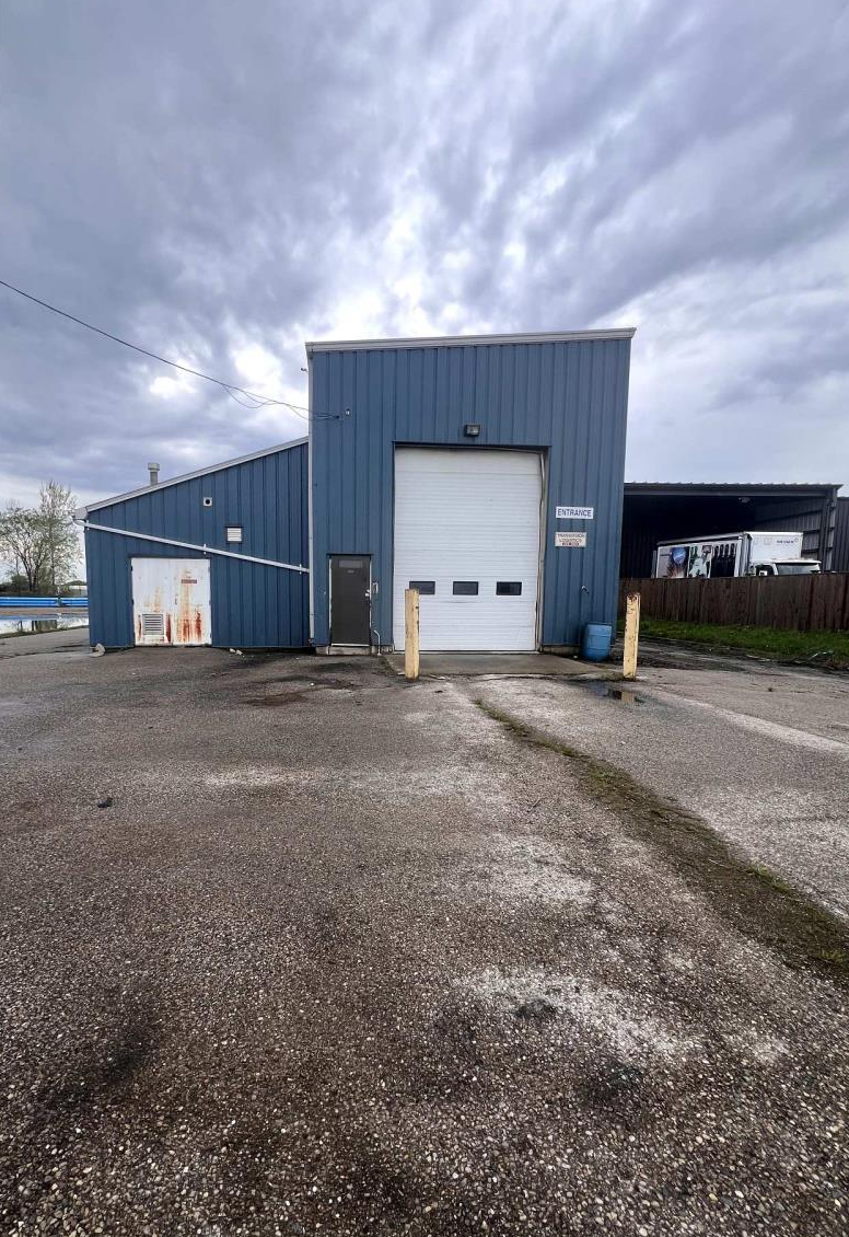 1444 Plank Rd, Sarnia, ON for lease Primary Photo- Image 1 of 13