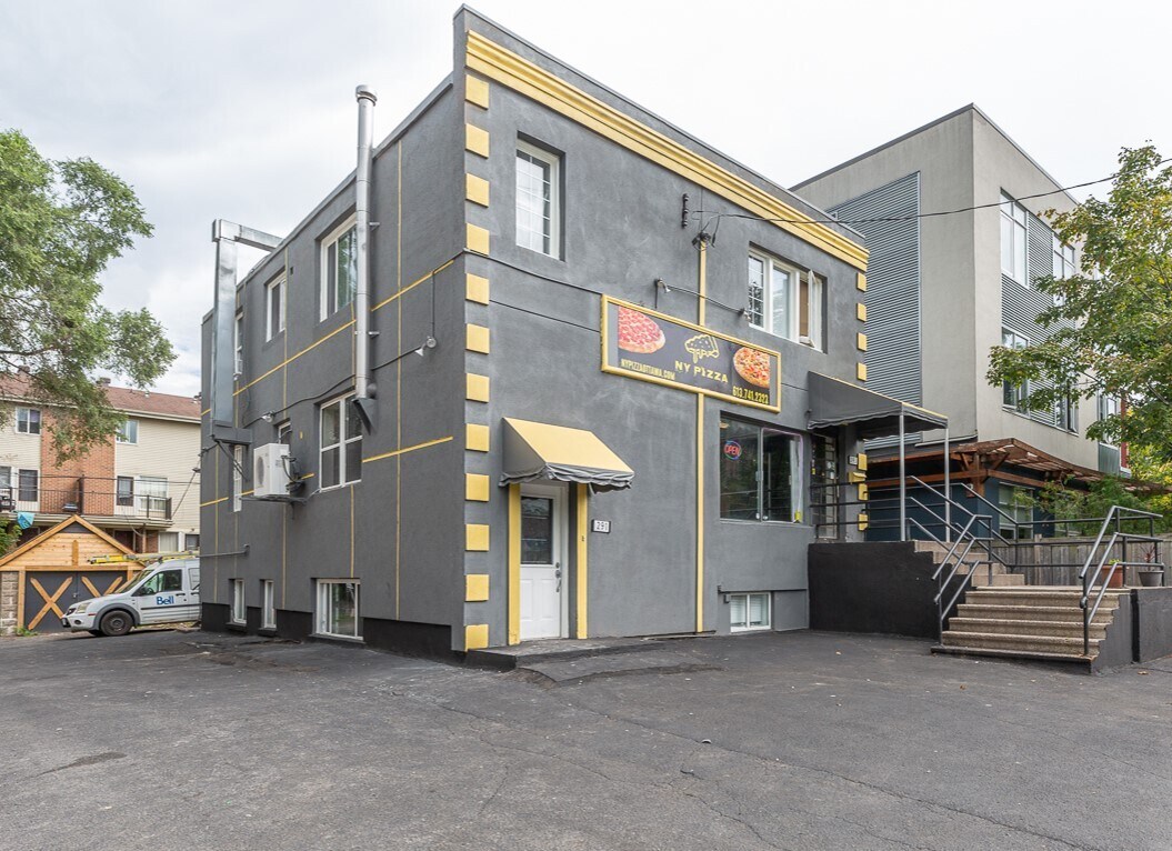 291-293 St. Laurent Blvd, Ottawa, ON à vendre Photo du bâtiment- Image 1 de 1