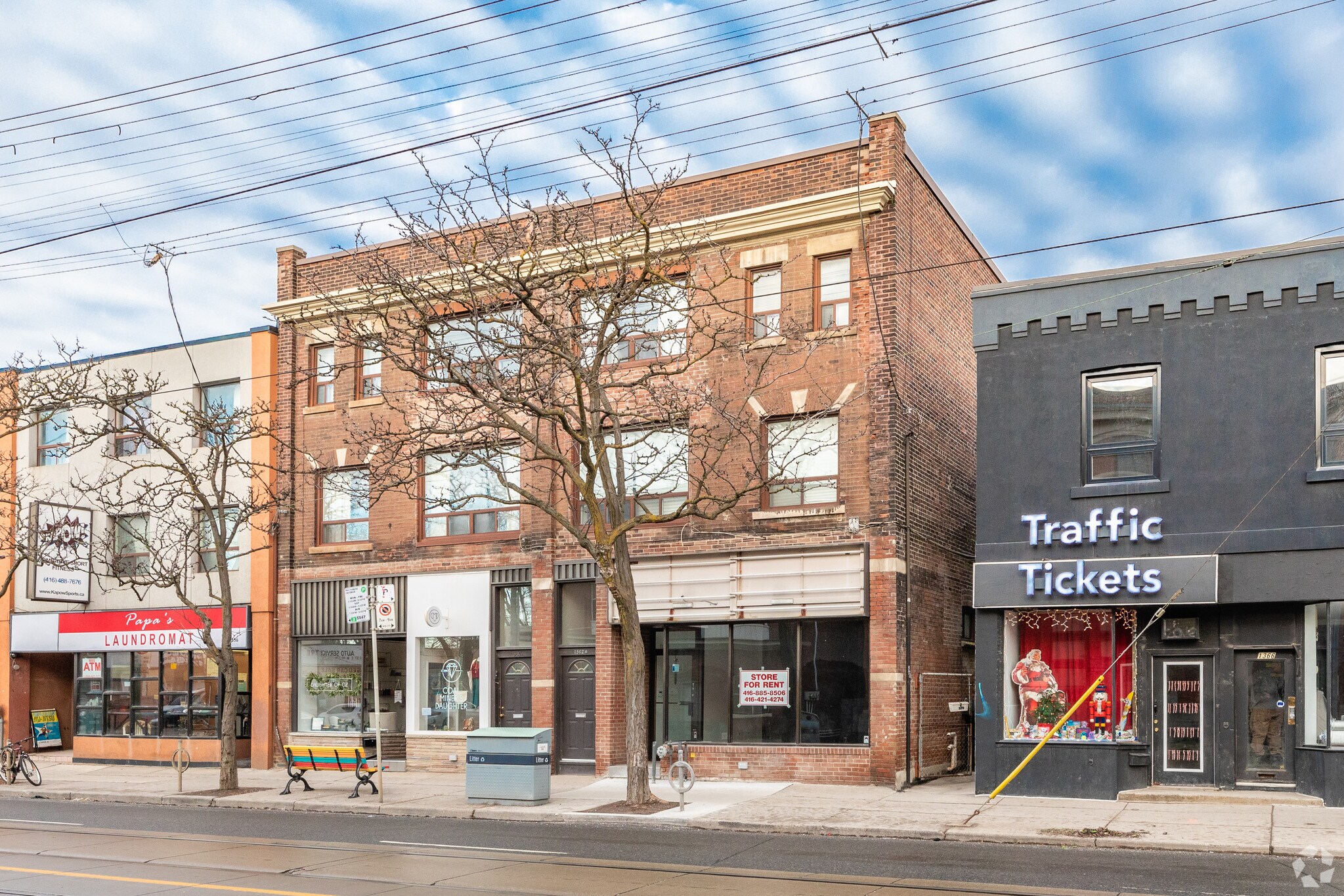 1360-1362 Queen St E, Toronto, ON à vendre Photo principale- Image 1 de 1