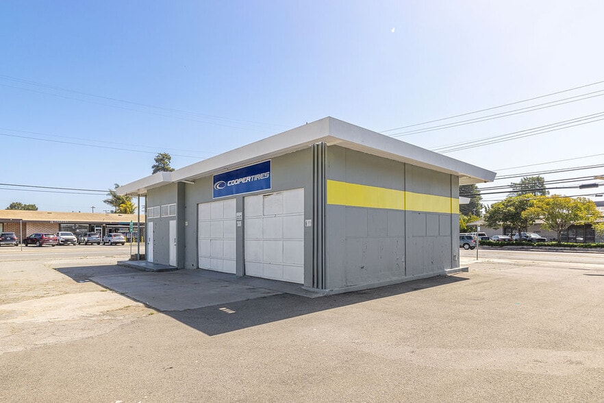 753 E Lake Ave, Watsonville, CA à vendre - Photo du bâtiment - Image 2 de 12