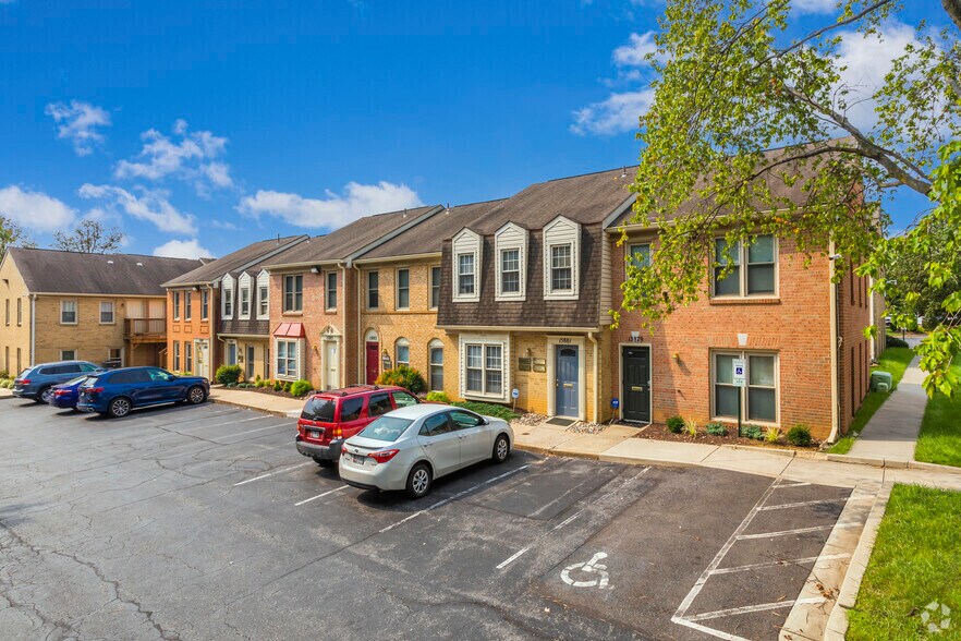 15879-15889 Crabbs Branch Way, Derwood, MD à louer - Photo du bâtiment - Image 2 de 4