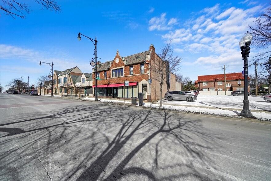 2022-2026 W 95th St, Chicago, IL à louer - Photo du bâtiment - Image 3 de 11