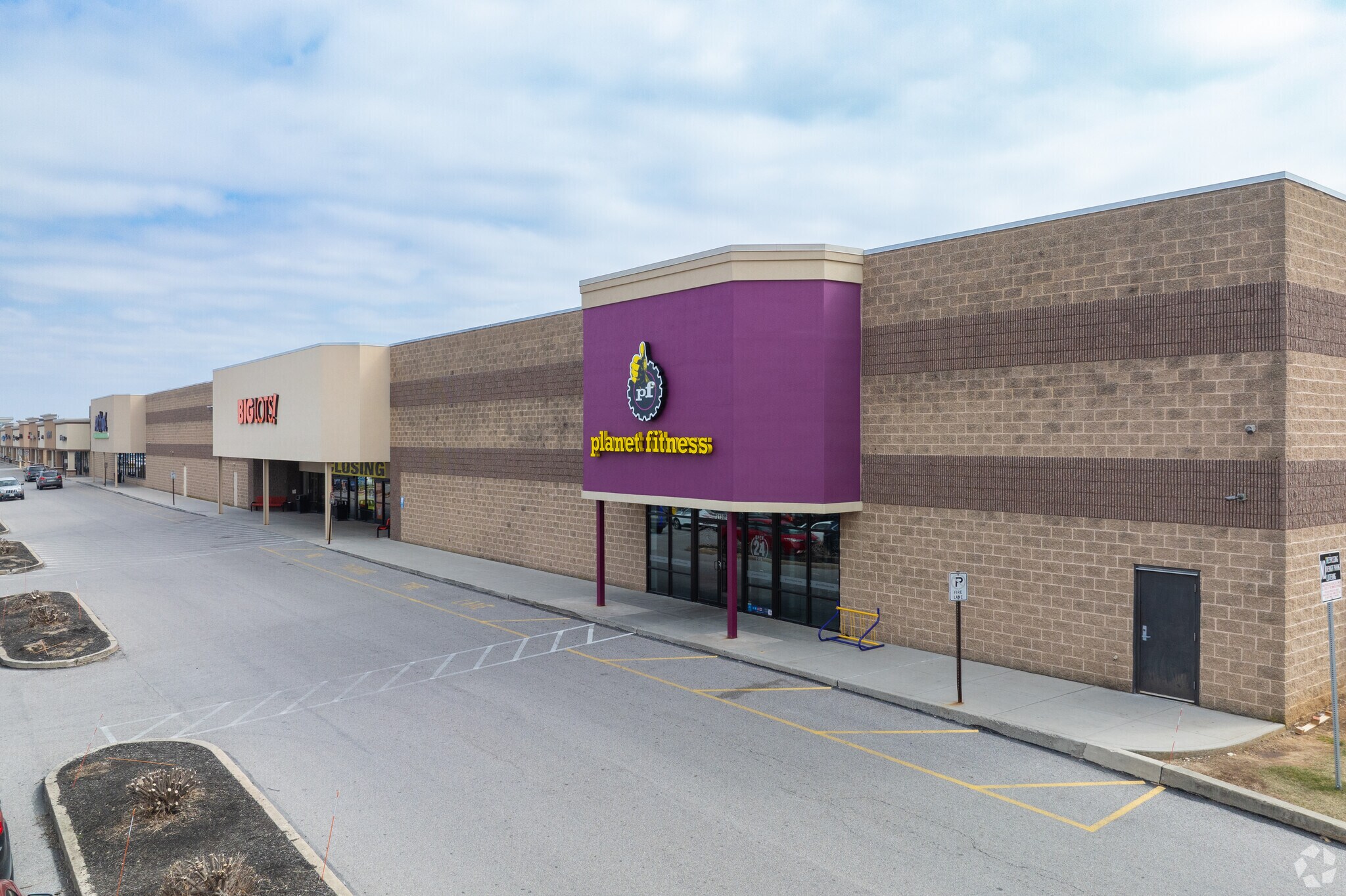 2130-2160 White St, York, PA for lease Primary Photo- Image 1 of 7