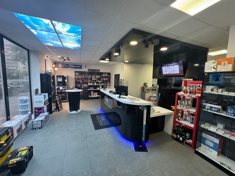 19 Boulevard Davout, Paris for lease - Building Photo - Image 1 of 8