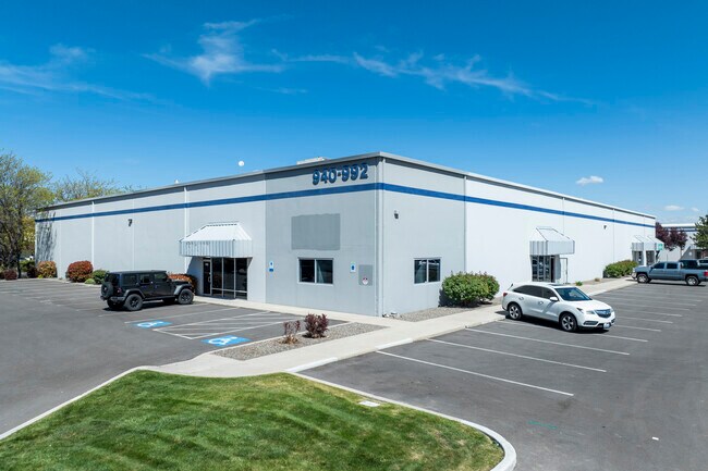 More details for 940-992 Spice Island Dr, Sparks, NV - Industrial for Lease