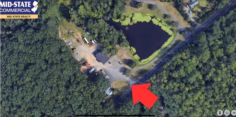 314 Monmouth Rd, Millstone, NJ à louer - Photo du bâtiment - Image 1 de 30