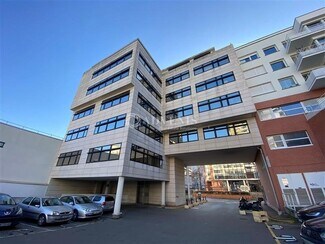 Plus de détails pour 16 Rue Jean Jacques Rousseau, Issy-les-Moulineaux - Bureau à louer