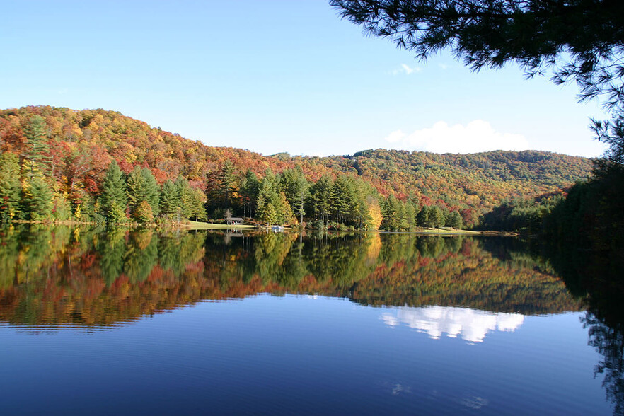 1482 Shoal Creek Mountain Rd, Glenville, NC for sale - Building Photo - Image 1 of 1