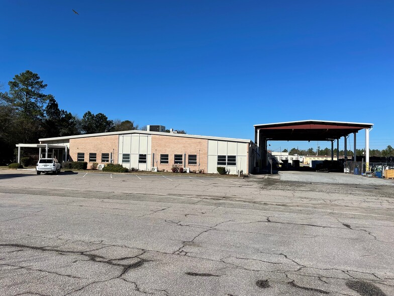 120 Glassmaster Rd, Lexington, SC for sale - Building Photo - Image 1 of 1