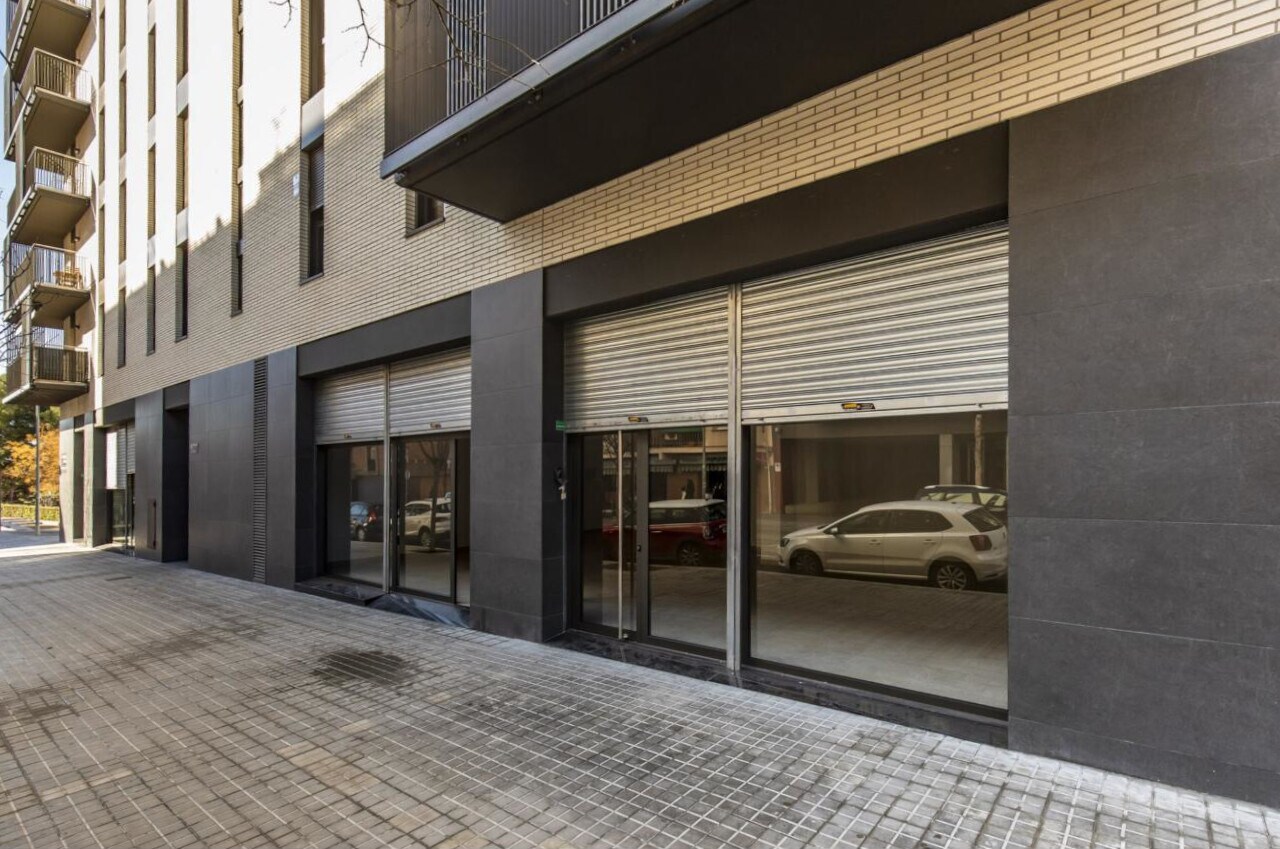 Passeig de la Muntanya, 127, Granollers, Barcelona à louer Photo du bâtiment- Image 1 de 28