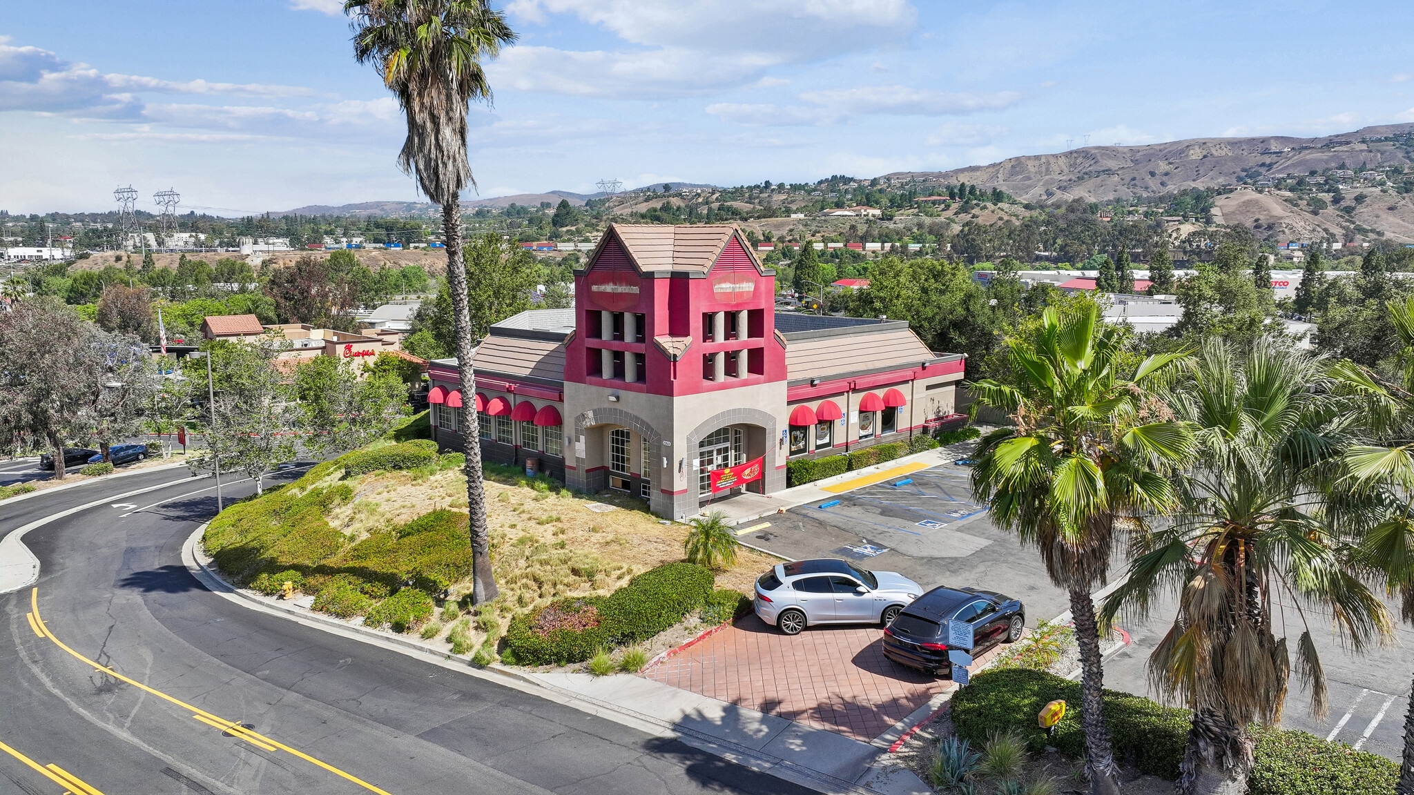 22611 Oakcrest Cir, Yorba Linda, CA for lease Building Photo- Image 1 of 11