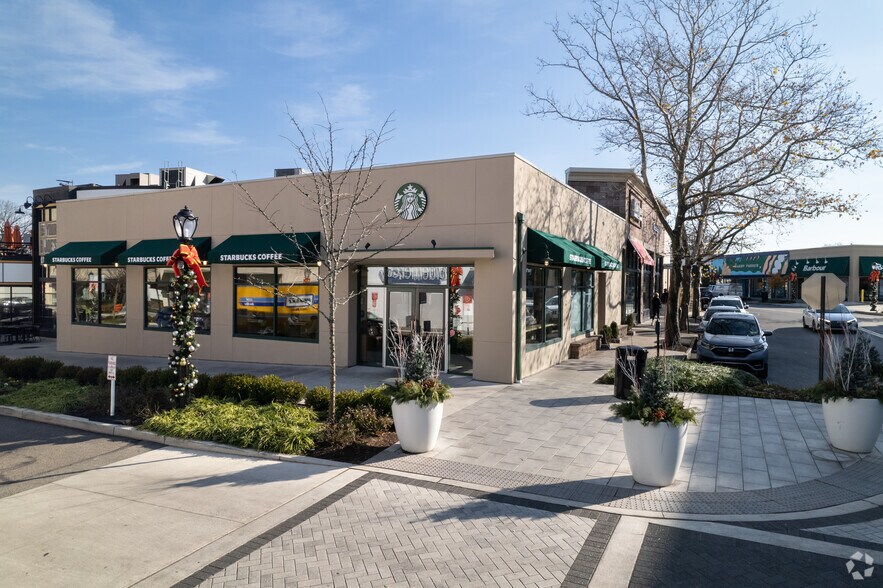 6 Coulter Ave, Ardmore, PA à louer - Photo du bâtiment - Image 2 de 33