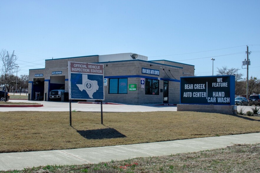 1210 E Bear Creek Rd, Glenn Heights, TX for sale - Building Photo - Image 1 of 7