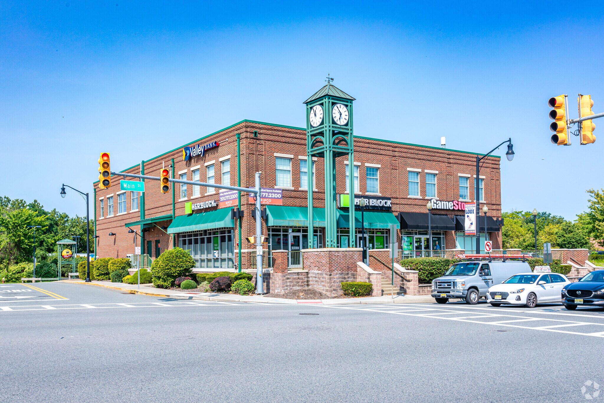 147 Main St, Lodi, NJ à louer Photo du bâtiment- Image 1 de 5