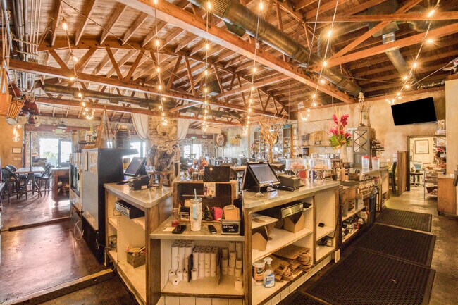 Plus de détails pour 3155-3157 Glendale Blvd, Los Angeles, CA - Commerce de détail à vendre