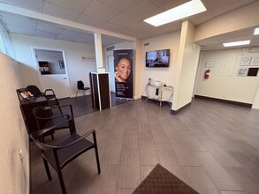1201 S Highland Ave, Clearwater, FL for lease Interior Photo- Image 1 of 15