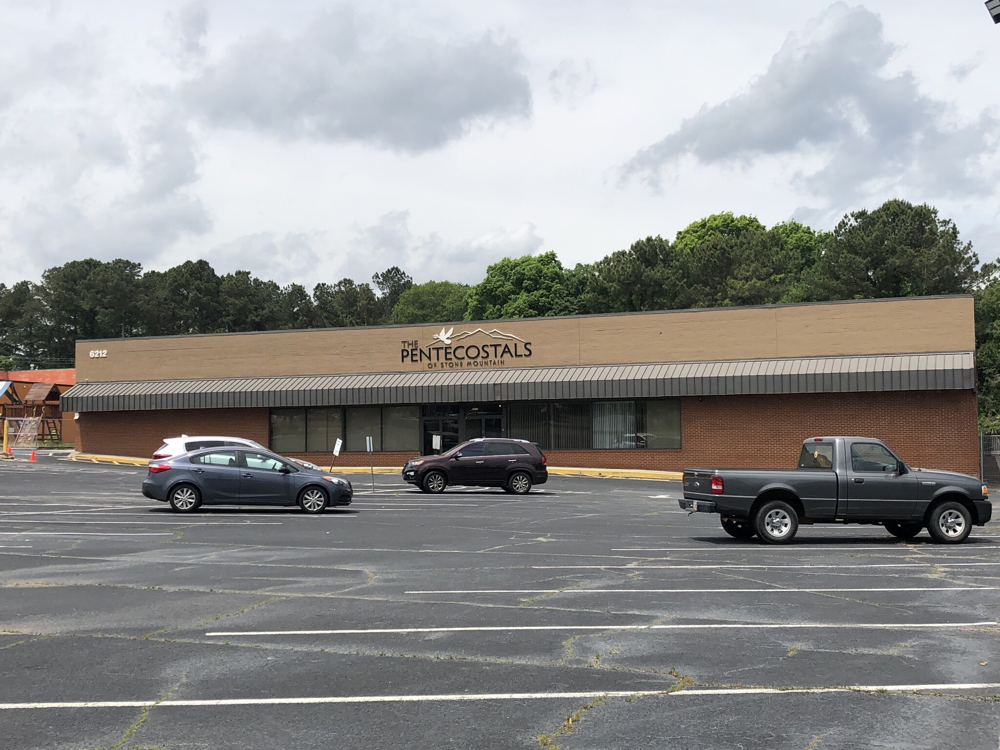 6250 Memorial Dr, Stone Mountain, GA for lease Building Photo- Image 1 of 26