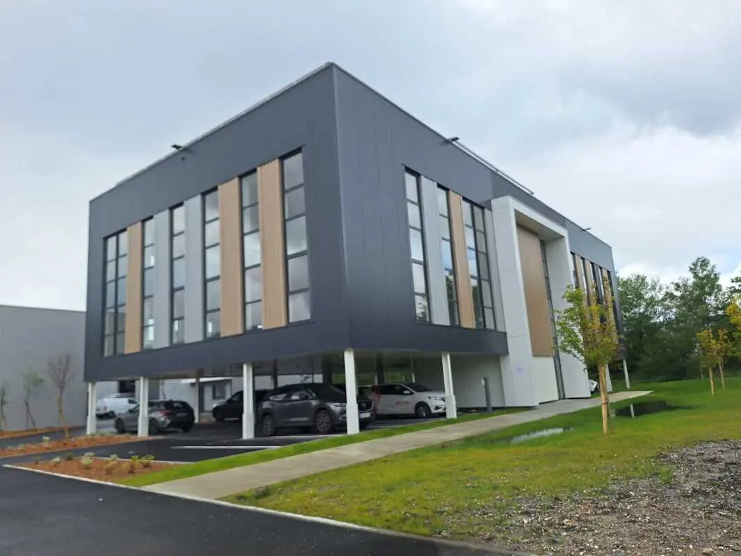 9 Rue Léon Morane, Mérignac for sale Building Photo- Image 1 of 12