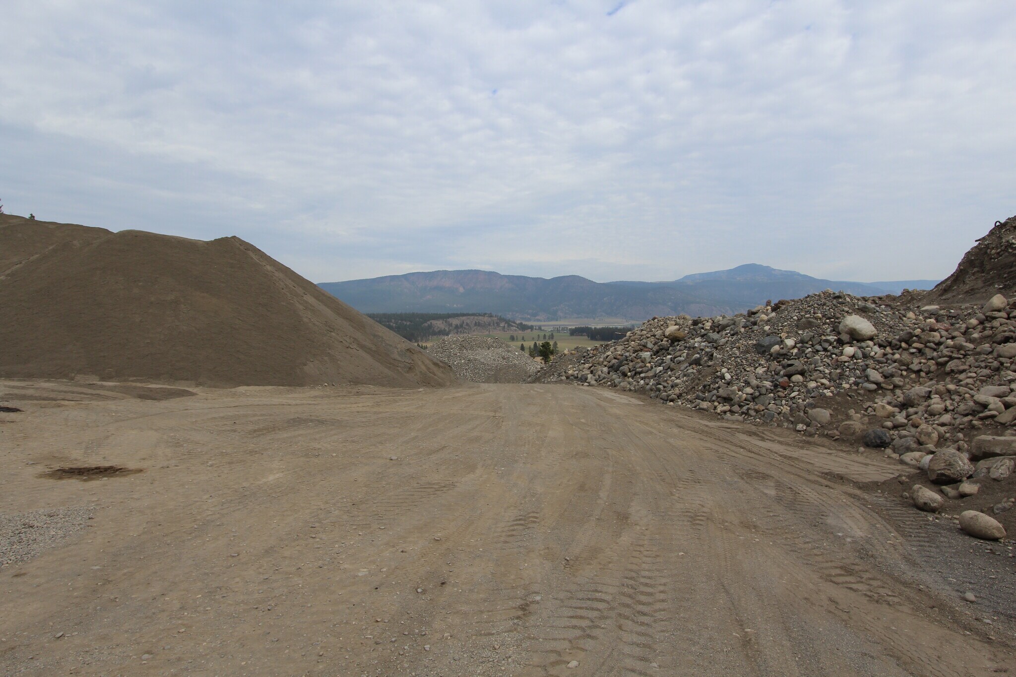 7229 Douglas Lake Rd, Thompson-Nicola, BC for sale Primary Photo- Image 1 of 6