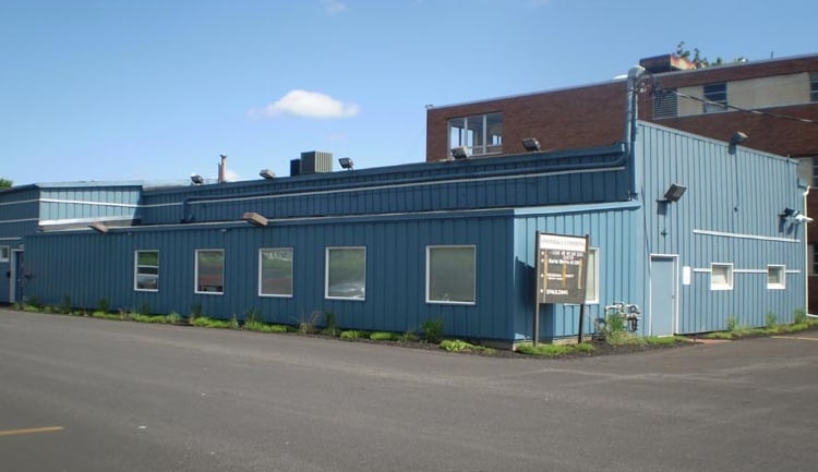 422 W Onondaga St, Syracuse, NY à vendre - Photo du bâtiment - Image 3 de 44