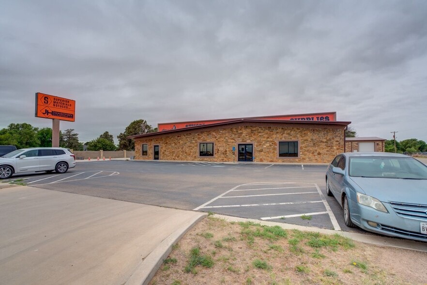 4805 N Interstate 27, Lubbock, TX à vendre - Photo du bâtiment - Image 3 de 28