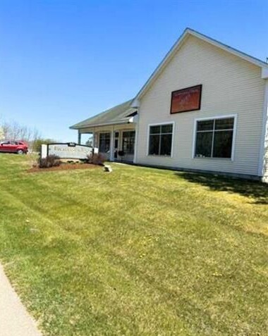 501 Daniel Webster Hwy, Merrimack, NH à louer - Photo du bâtiment - Image 3 de 4