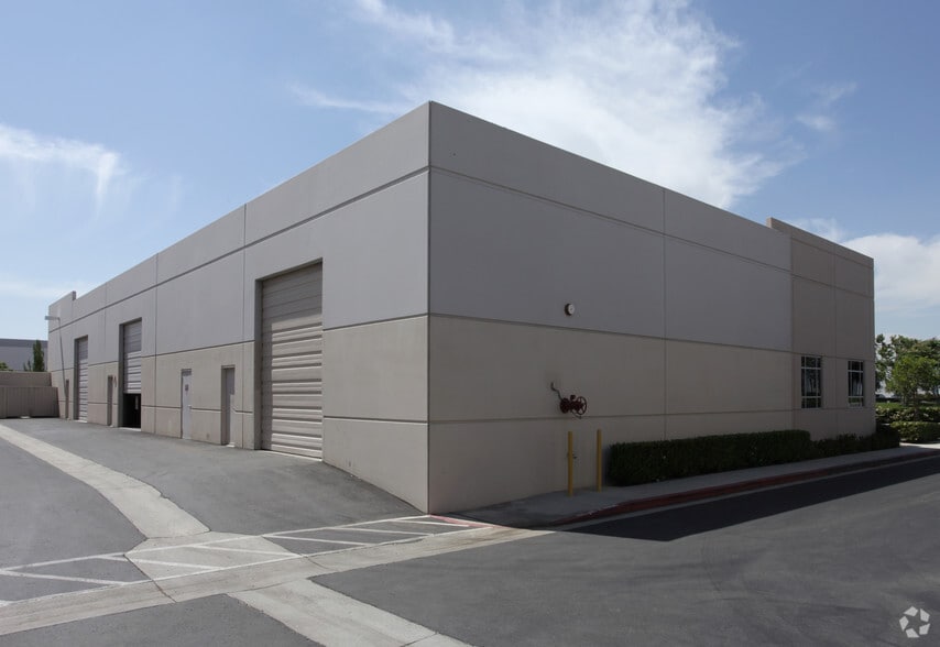 1030 Northgate St, Riverside, CA for lease - Building Photo - Image 2 of 2