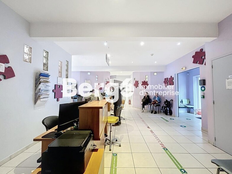 Commerce de détail dans Draguignan à vendre - Photo intérieure - Image 2 de 13