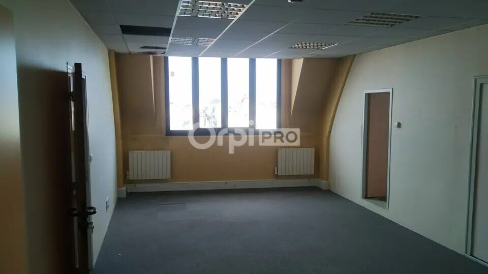 Bureau dans Reims à louer - Photo intérieure - Image 3 de 9