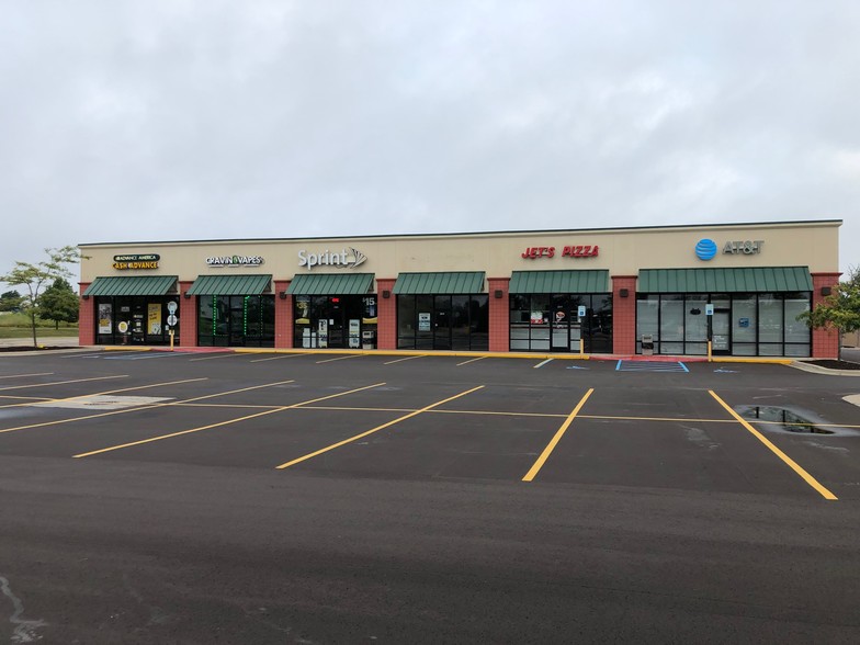 2429-2459 Ontario Dr, Saint Johns, MI for lease - Building Photo - Image 1 of 3