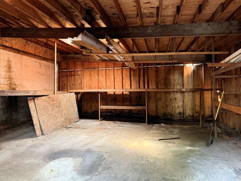 2700 Henninger Rd, Cleveland, OH à vendre - Photo du bâtiment - Image 2 de 7