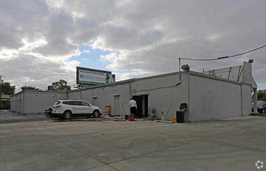 7341-7353 Lake Worth Rd, Lake Worth, FL à louer - Photo du bâtiment - Image 2 de 6